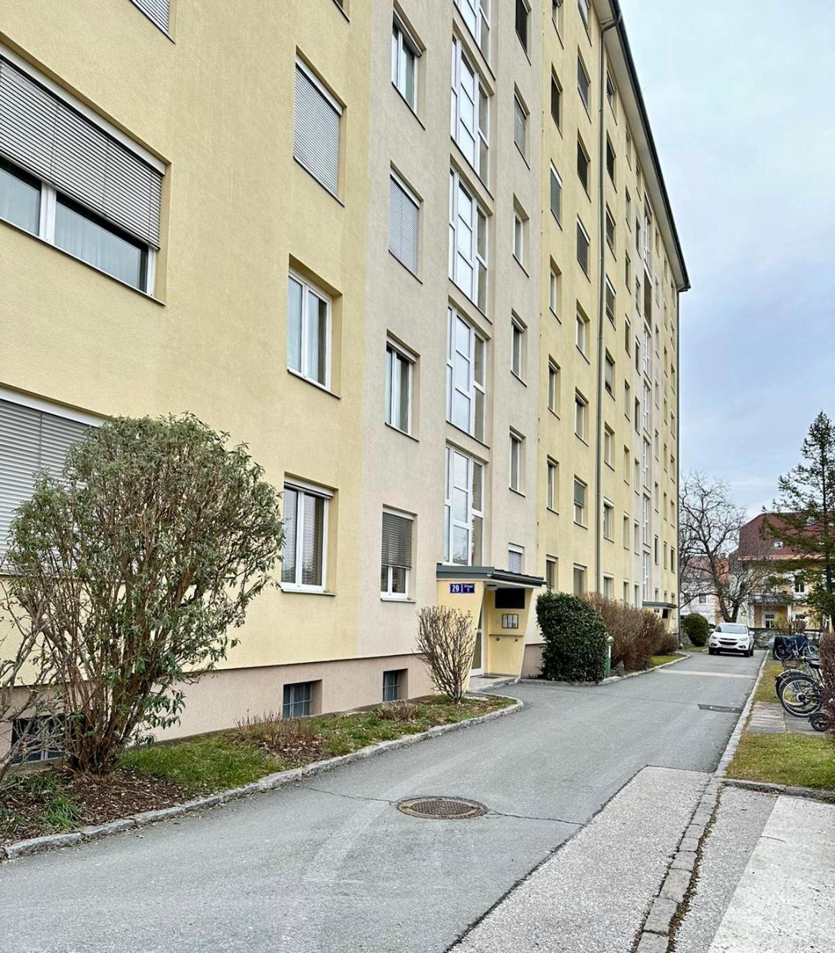 Apartamento Bamo Studio - City Living Arkaden Klagenfurt am Woerthersee Exterior foto